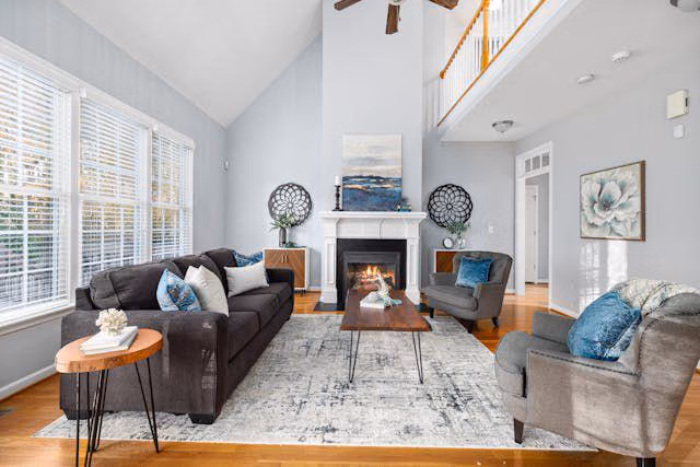 1000222031-d970b9a19a754cc9ecd9f9b6f7df74c6-5c1d9858b49255709d5a2b7bc59e6368